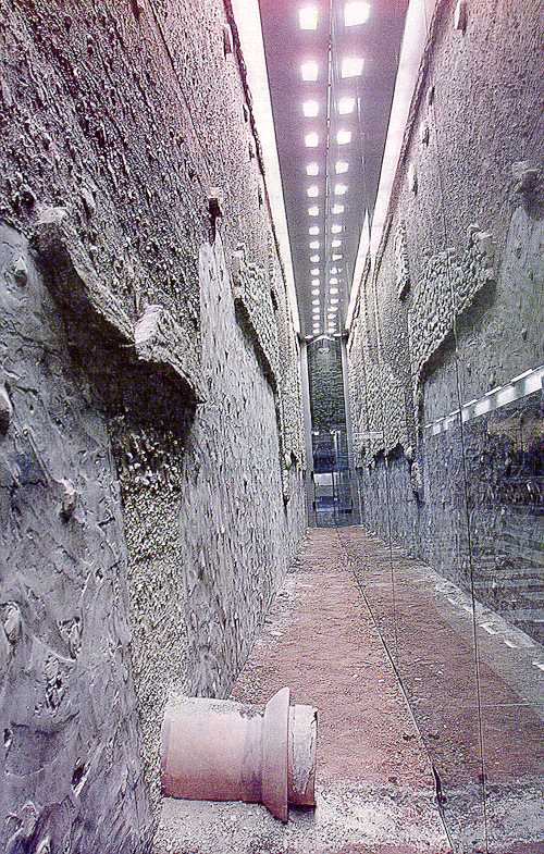 An inner view of the stromatography